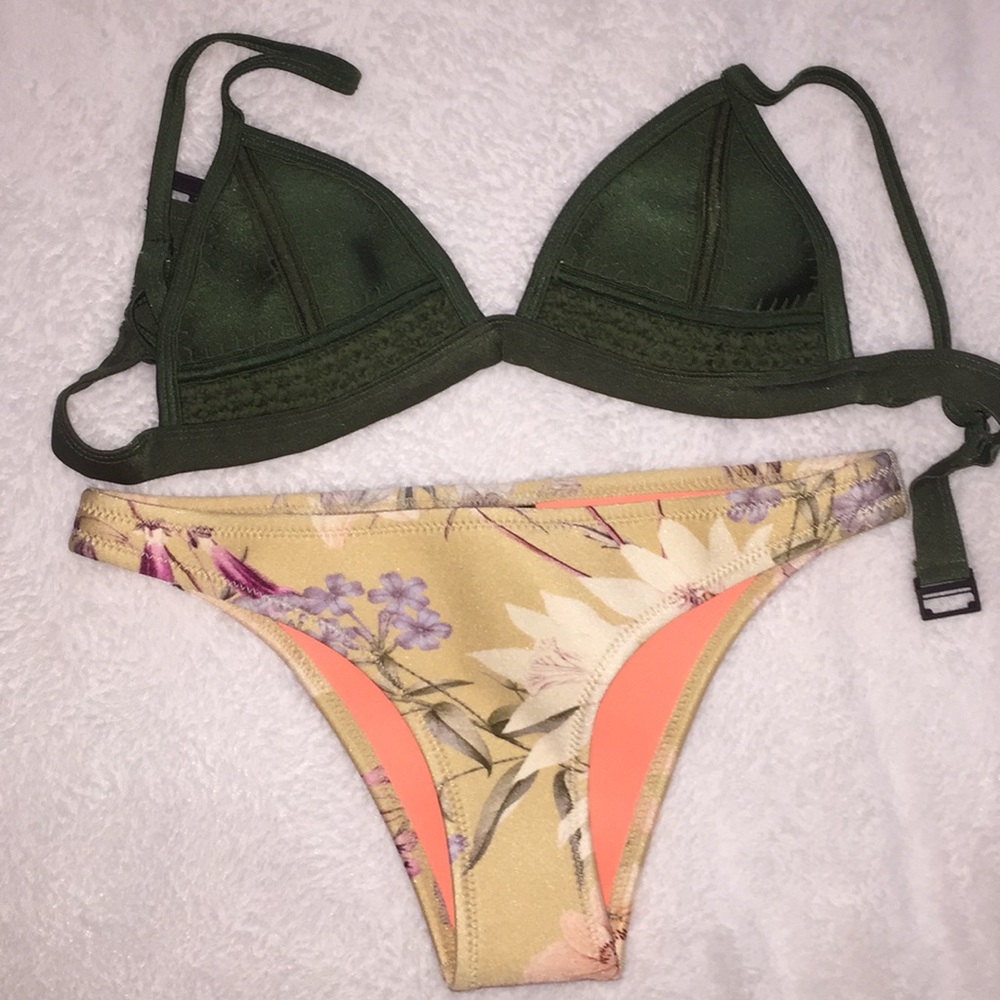 Triangl Bikini